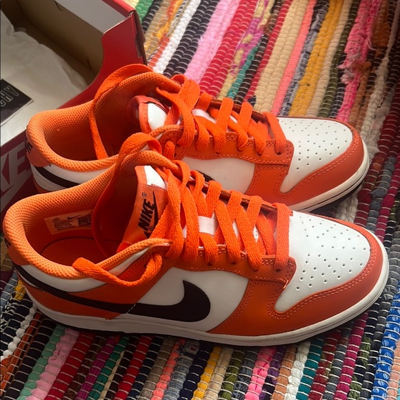 Dunk lows ๐ - Picture 1 of 4